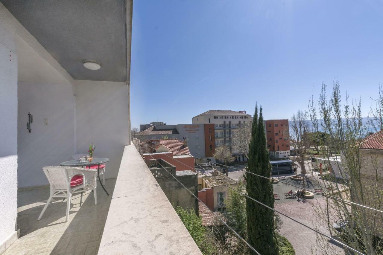 Apartment Nansy Omis Exterior photo